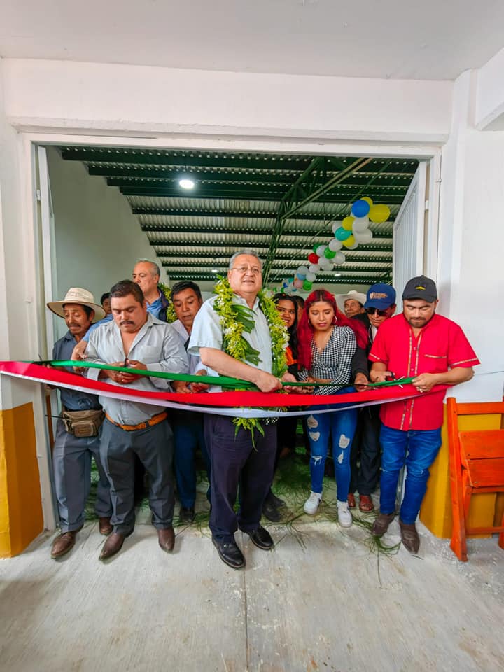 ALCALDE MDO ENTREGA COMEDOR COMUNITARIO EN LA COMUNIDAD DE GUADALUPE EL TÚNEL. – H. Ayuntamiento de San Cristóbal de Las Casas