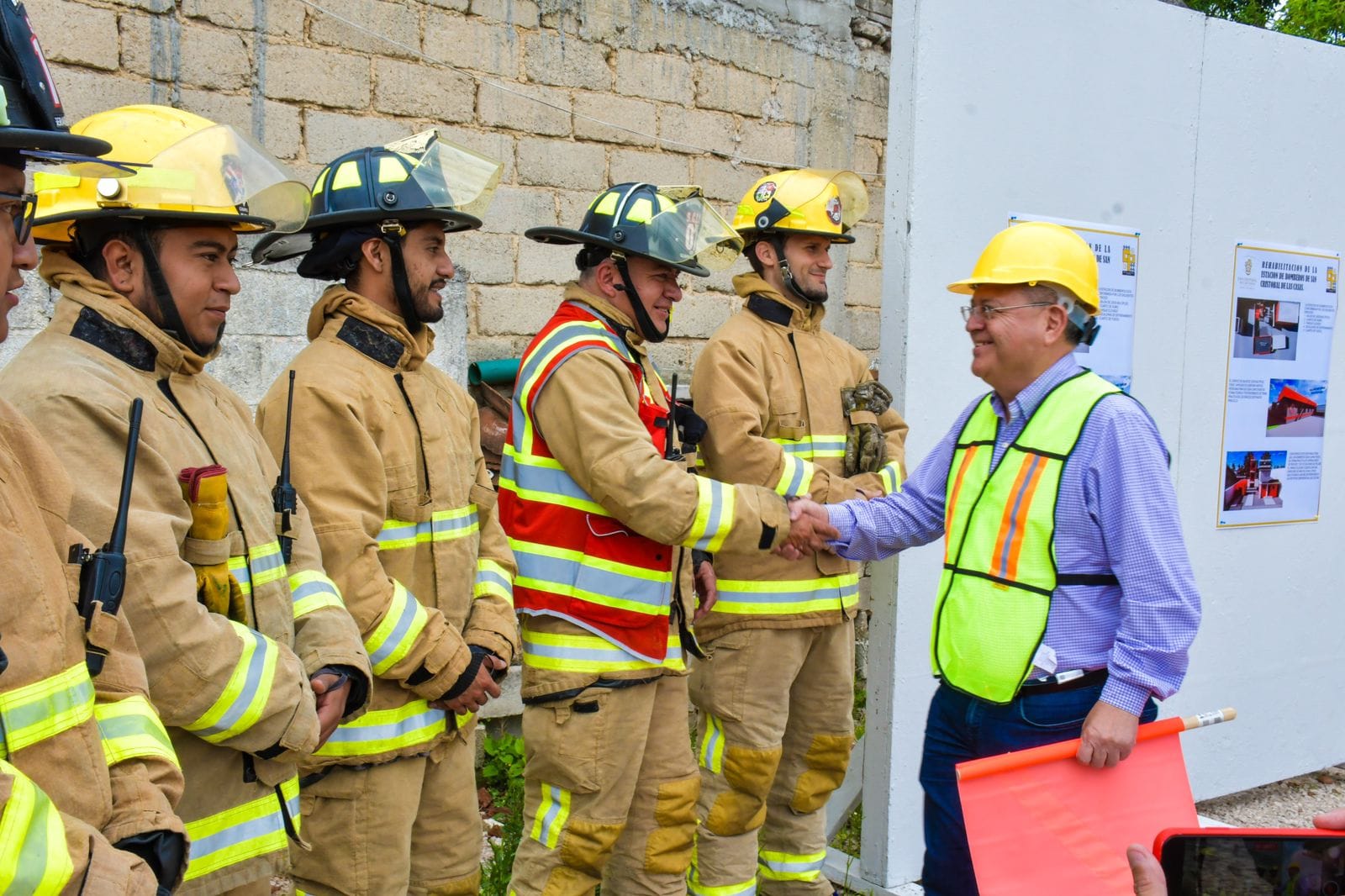 ALCALDE MDO DA BANDERAZO DE INICIO A LOS TRABAJOS DE REHABILITACIÓN DE LA ESTACIÓN DE BOMBEROS DE SCLC. – H. Ayuntamiento de San Cristóbal de Las Casas