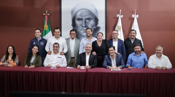 Bedolla y alcaldes del PVEM revisan avances de obras y proyecciones para 2024