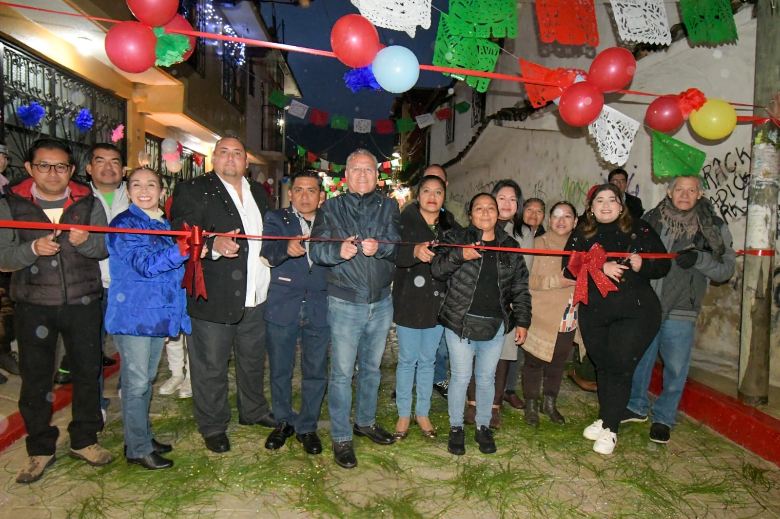 ALCALDE MDO ENTREGA PAVIMENTACIÓN DE LA CALLE PARAGUAY EN EL BARRIO DE TLAXCALA. – H. Ayuntamiento de San Cristóbal de Las Casas
