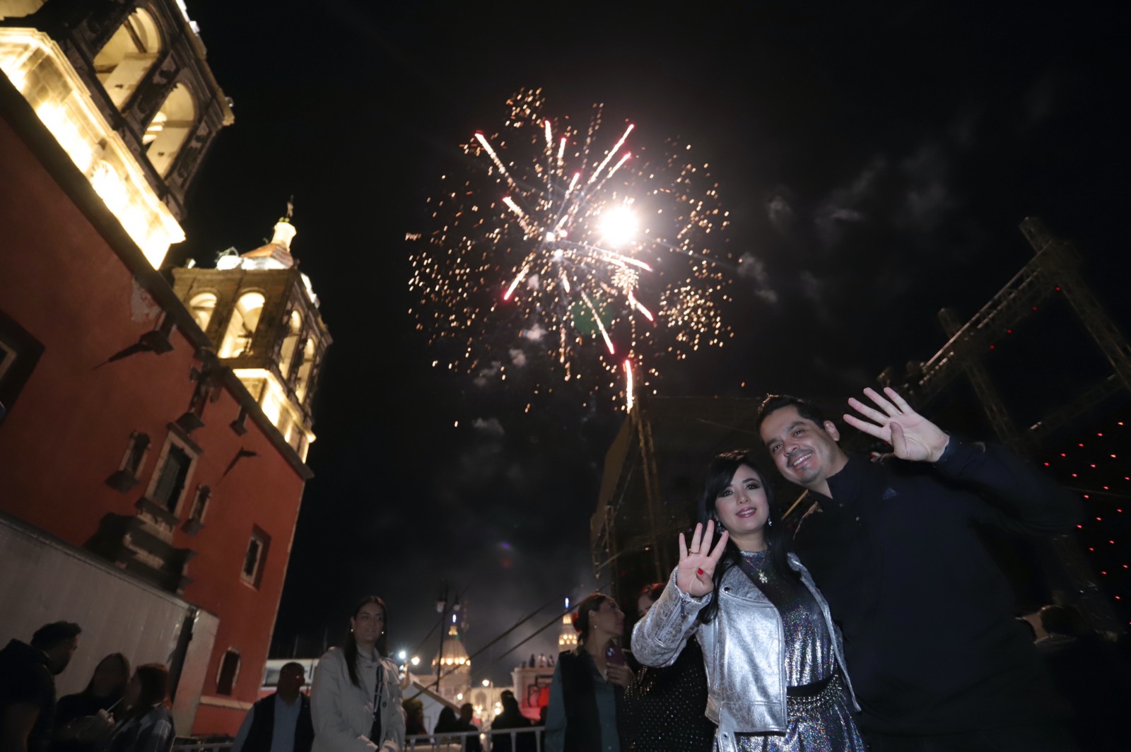 César Prieto da la bienvenida a miles de salmantinos en el Festival Late Salamanca |
