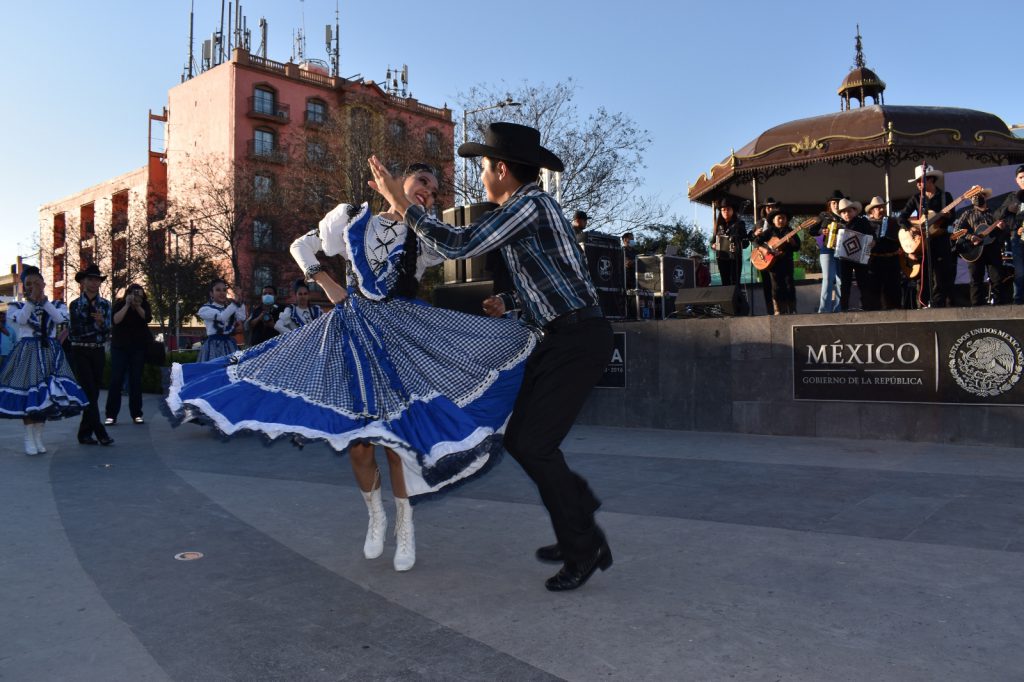Invita Alcalde Carlos Peña Ortiz a una tarde llena de folclor – Administración Municipal Reynosa 2021-2024