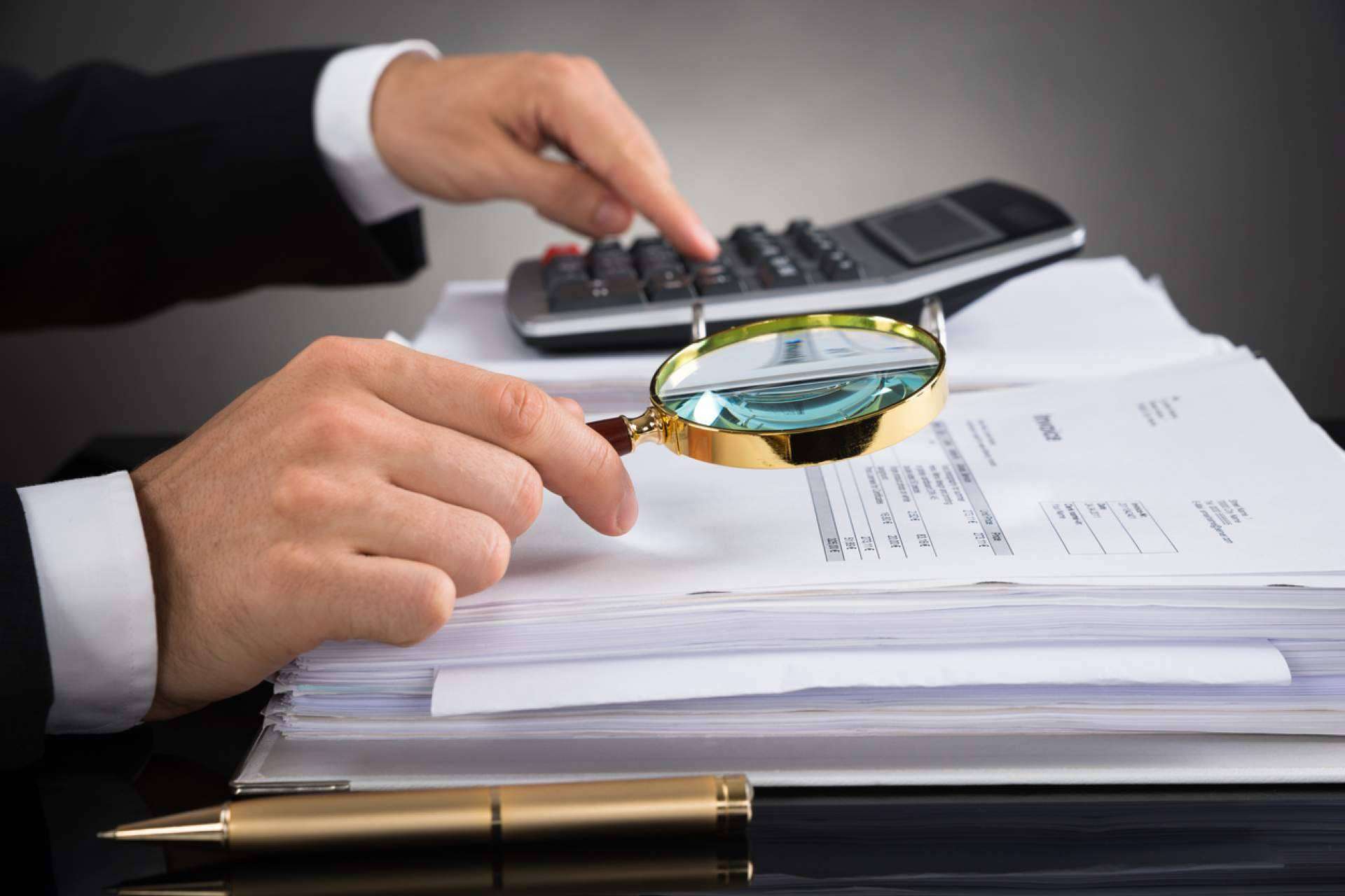 Combatir los delitos financieros. Los consejos para profesionales contra el blanqueo de dinero de IbanWallet Online