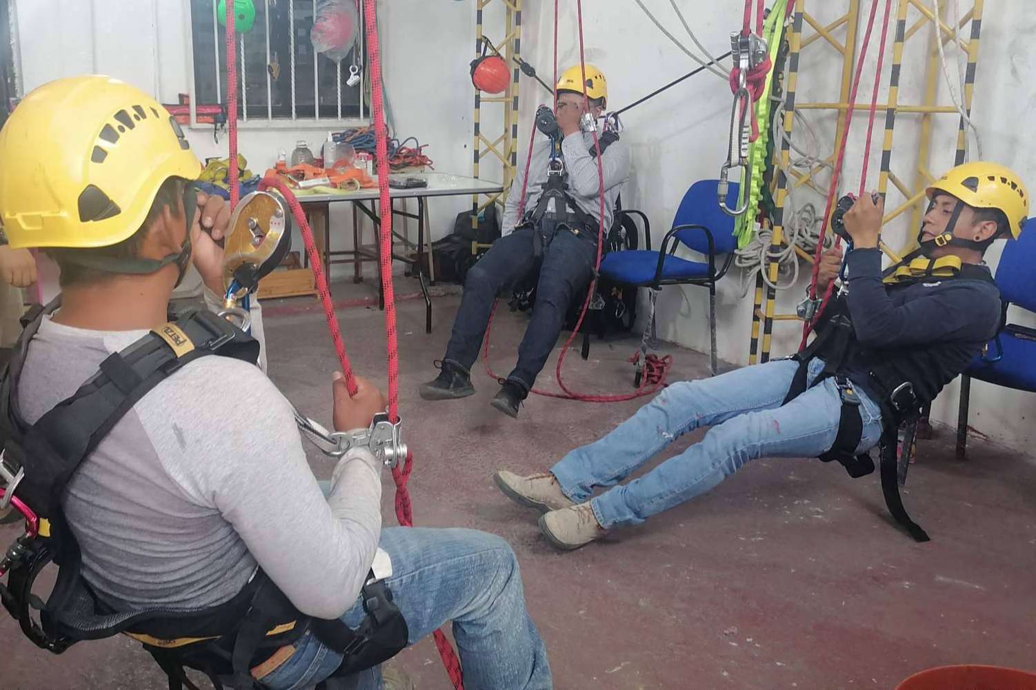 Hogo Mev; capacitación y asesoría en seguridad laboral
