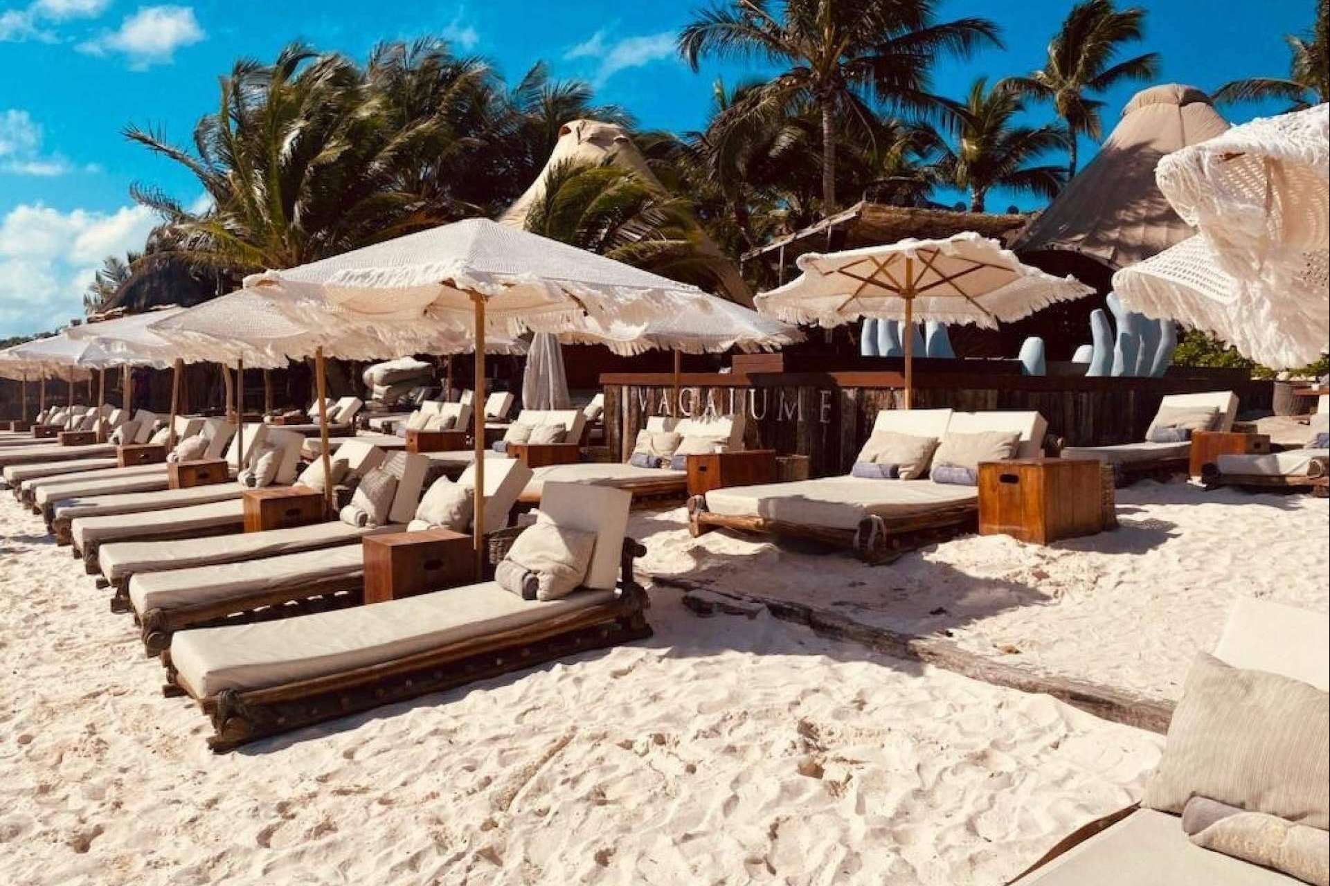 Descubrir el lujo de Tulum; beach clubs y mesas VIP para un estilo de vida exclusivo